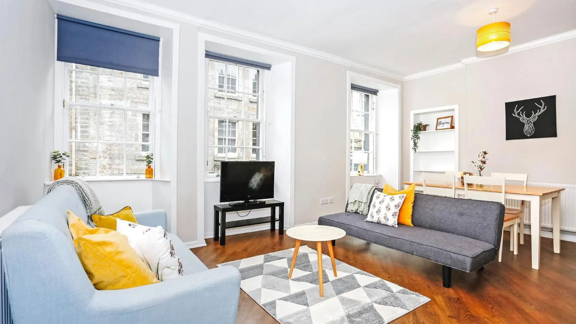 אדינבורו Centrally Located Spacious 2 Bedrooms בריטניה